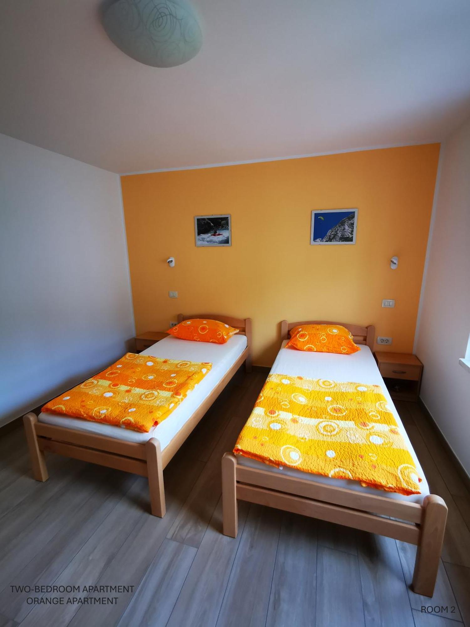 Apartment And Room Anica Tolmin Kültér fotó