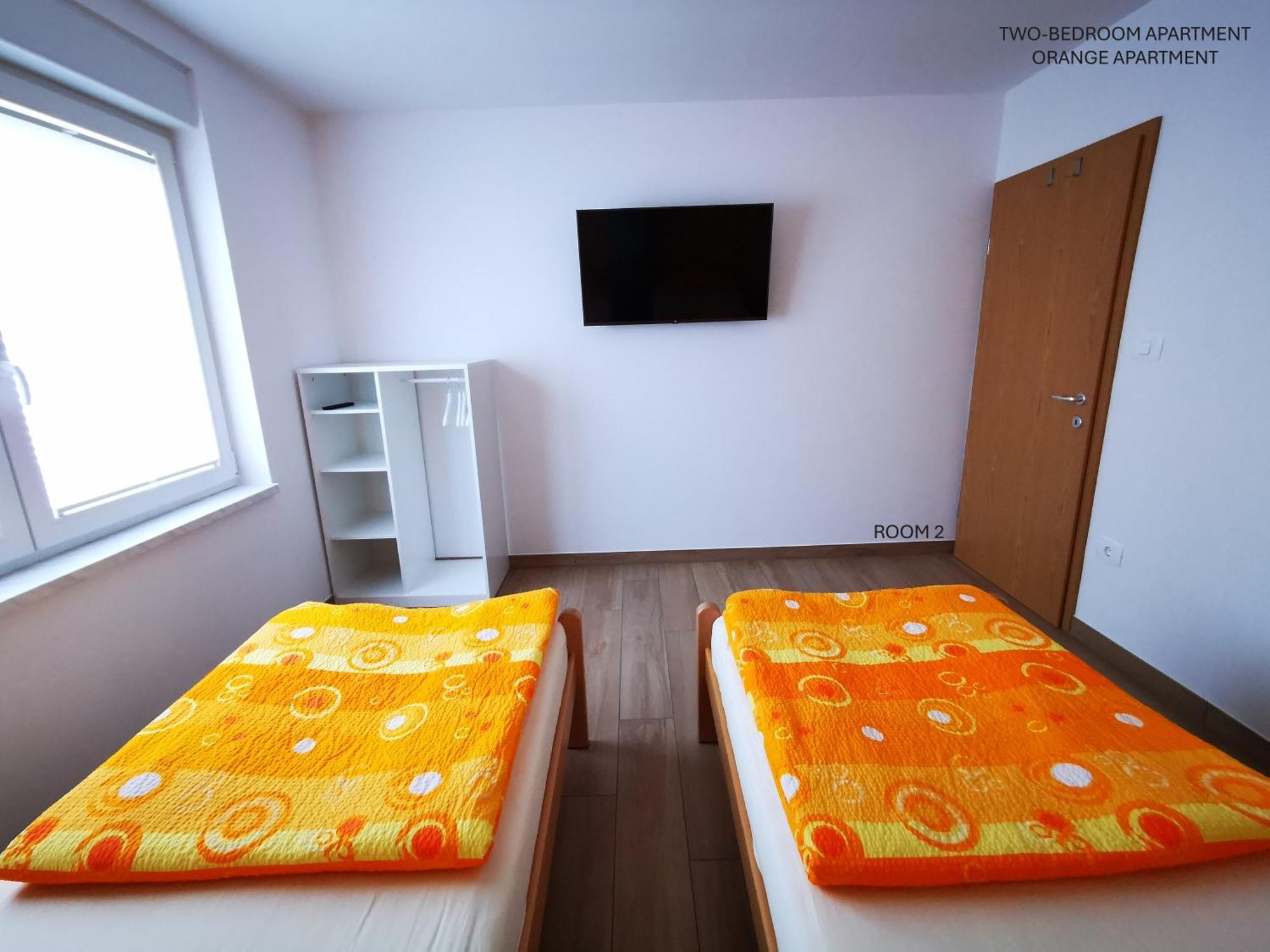 Apartment And Room Anica Tolmin Kültér fotó