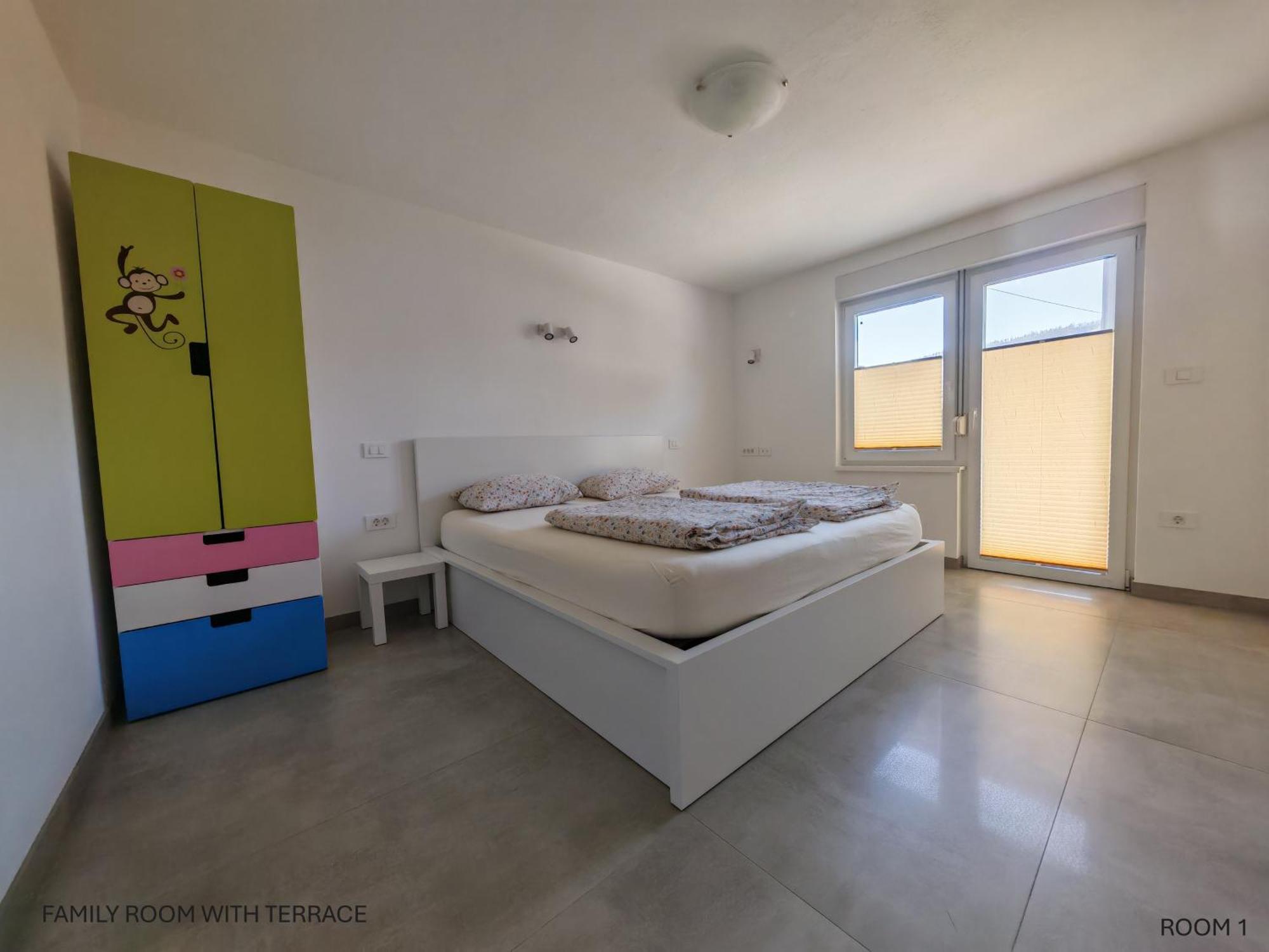 Apartment And Room Anica Tolmin Kültér fotó